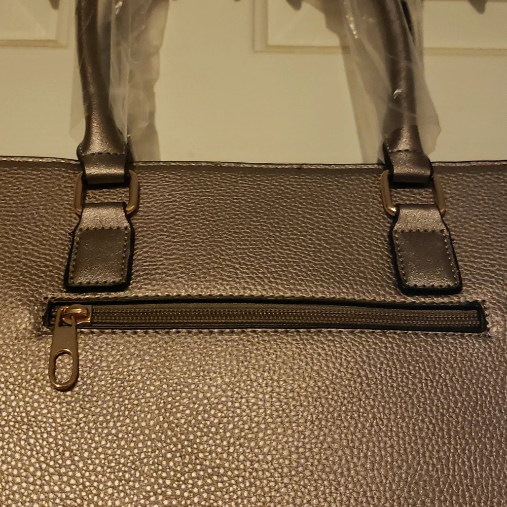 New Pewter Satchel - Picture 5 of 6
